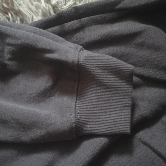 Torrid 2Pac Sweatshirt Size 0 - Picture 4 of 6